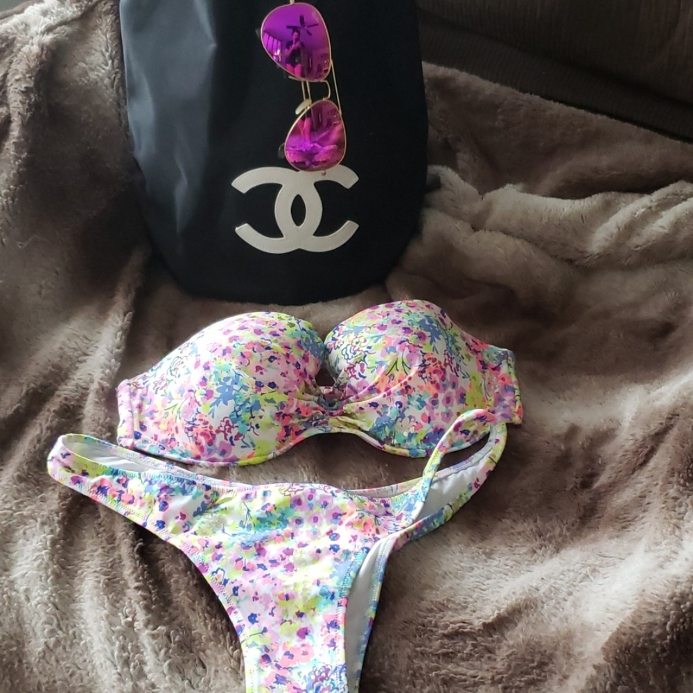 Victoria secret cheeky bikini